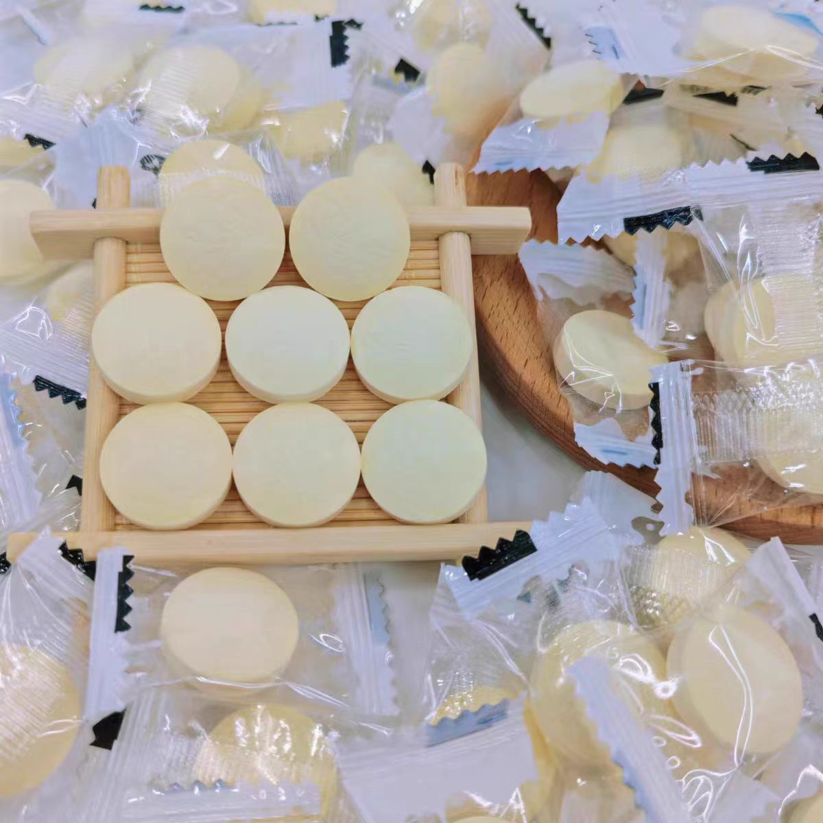 新疆奶片纯牛奶片营养美味独立包装健康零食