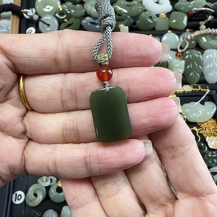 和田玉未镶嵌吊坠(不含链)