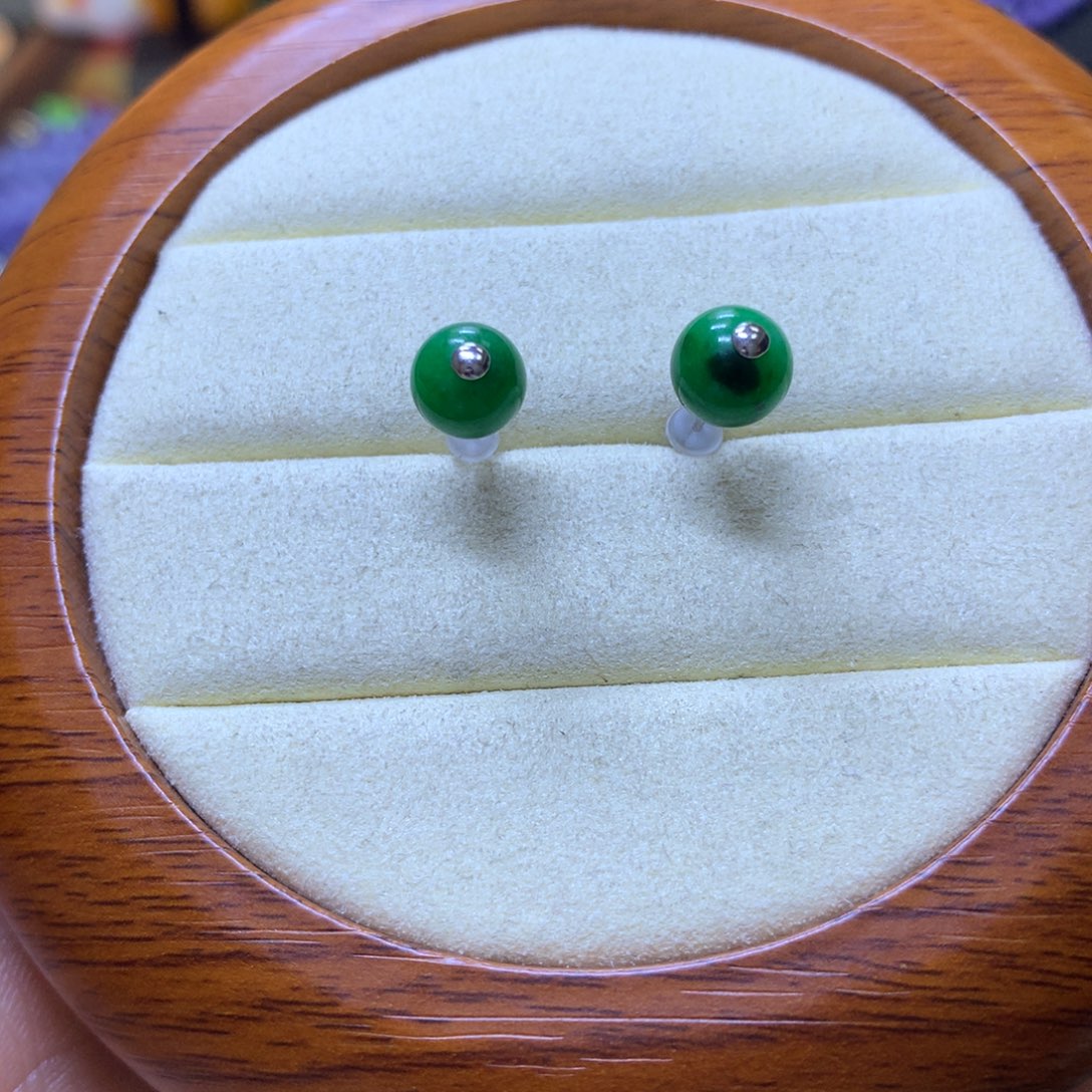 【闪购商品】翡翠颈饰18K金镶嵌翡翠