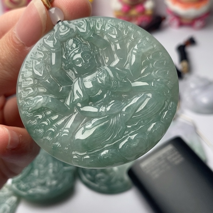 翡翠未镶嵌颈饰翡翠