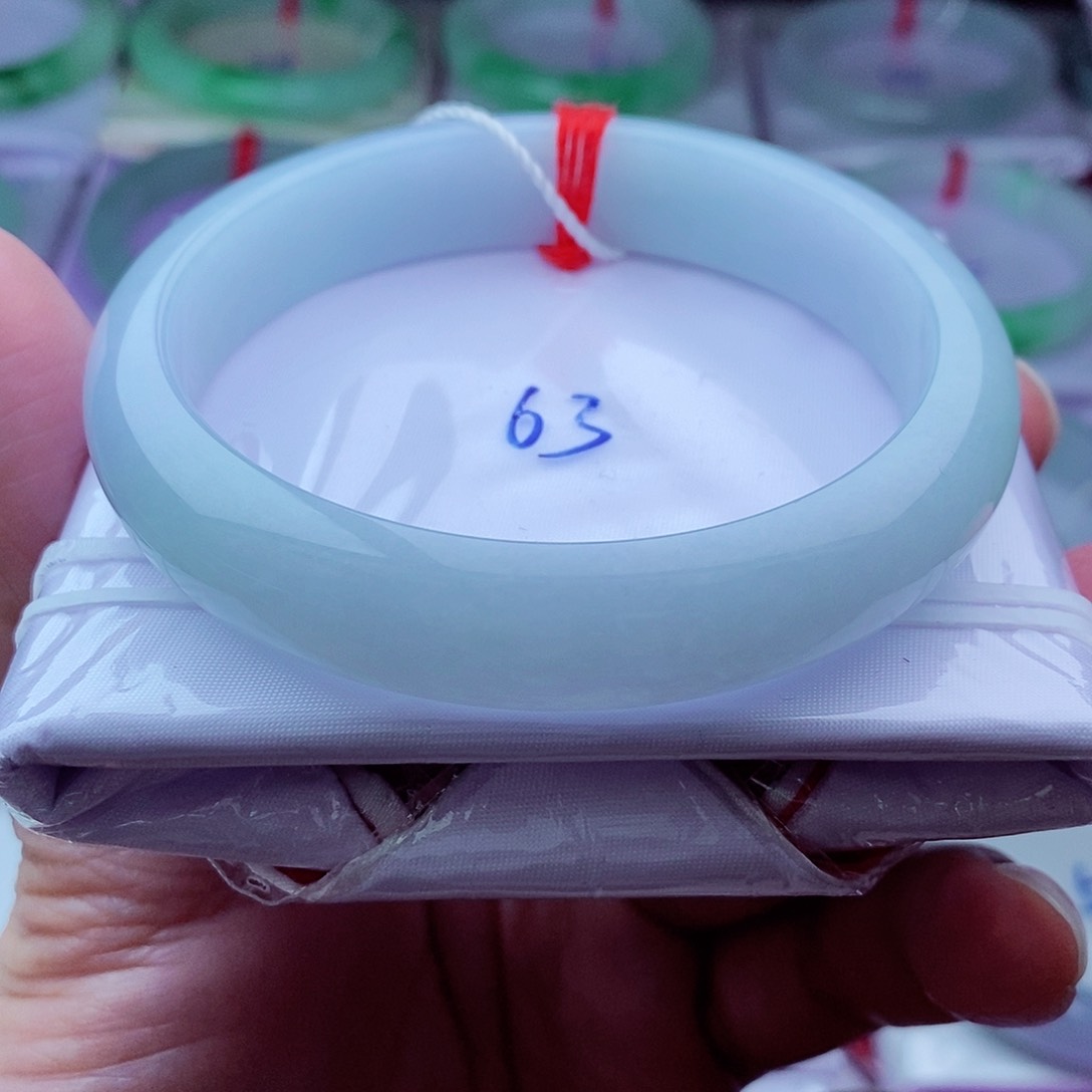 翡翠手镯未镶嵌63圈口编号875