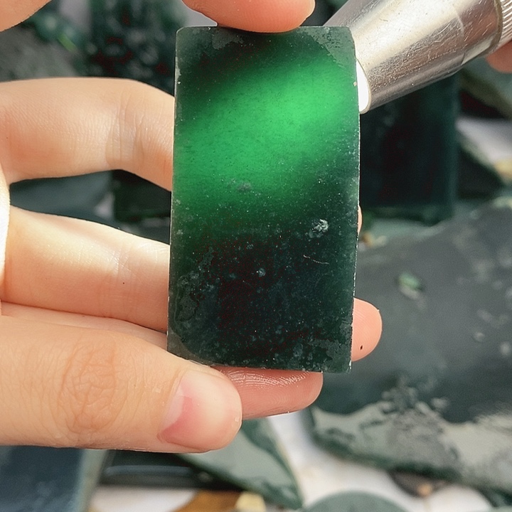 翡翠裸石纯天然翡翠