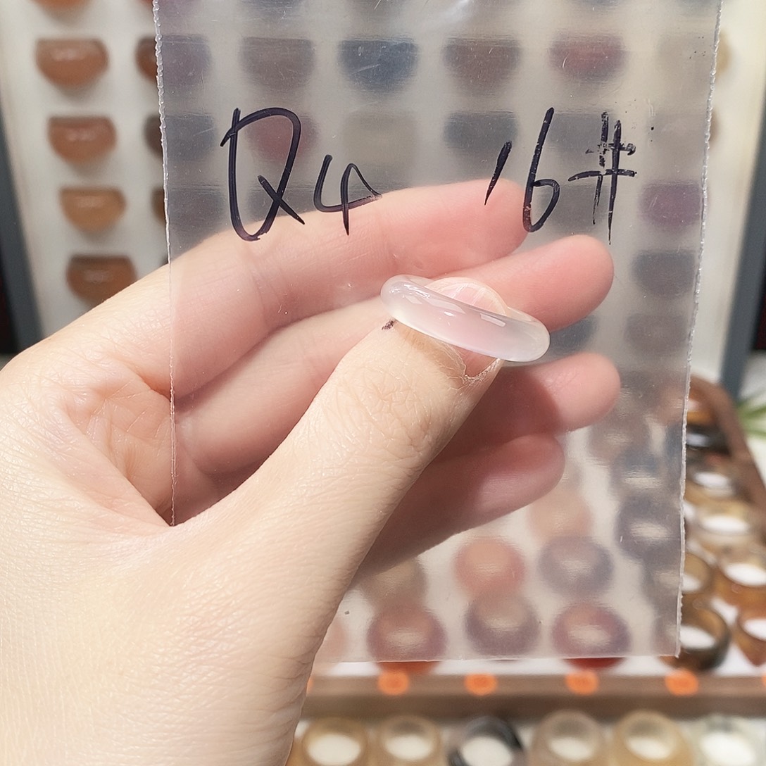 玛瑙/玉髓未镶嵌戒指港16码微瑕不退换