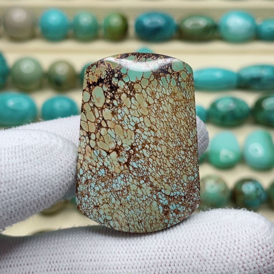 未镶嵌绿松石珠宝奇石