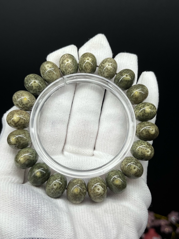 石玉料正月满绿14x11苹果珠，原生态星月菩提，一物一图