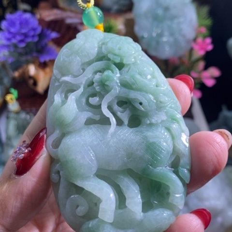 【闪购商品】颈饰未镶嵌翡翠麒麟