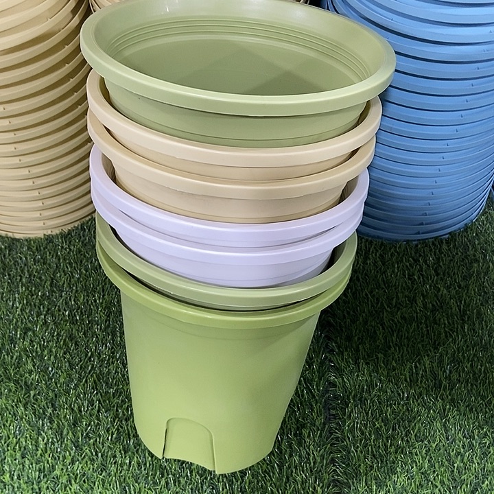 塑料四季盆210口径18元7个不带拖