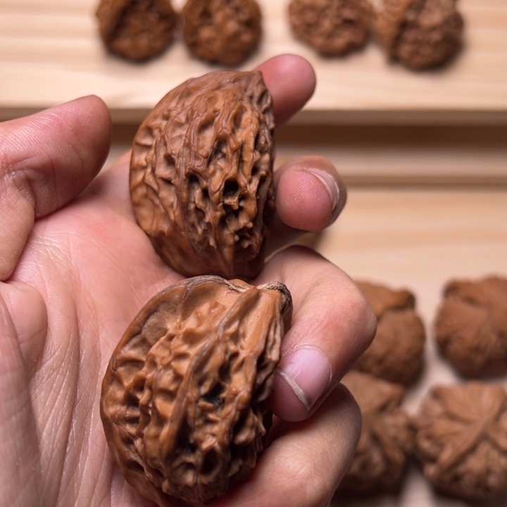 人***公核桃宫灯半壁合体54