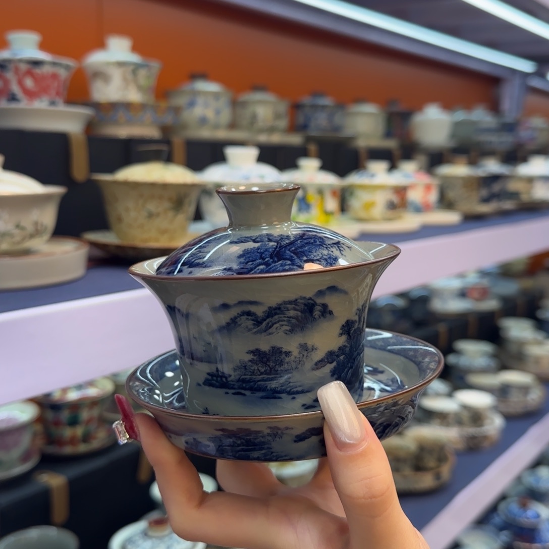 我在外面吃饭呢你在哪了我