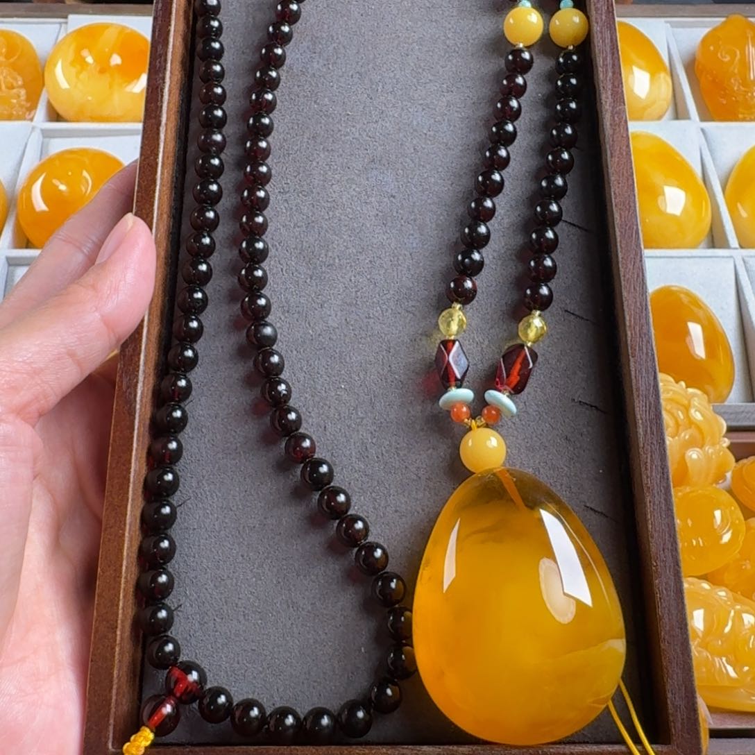 蜜蜡毛衣链未镶嵌