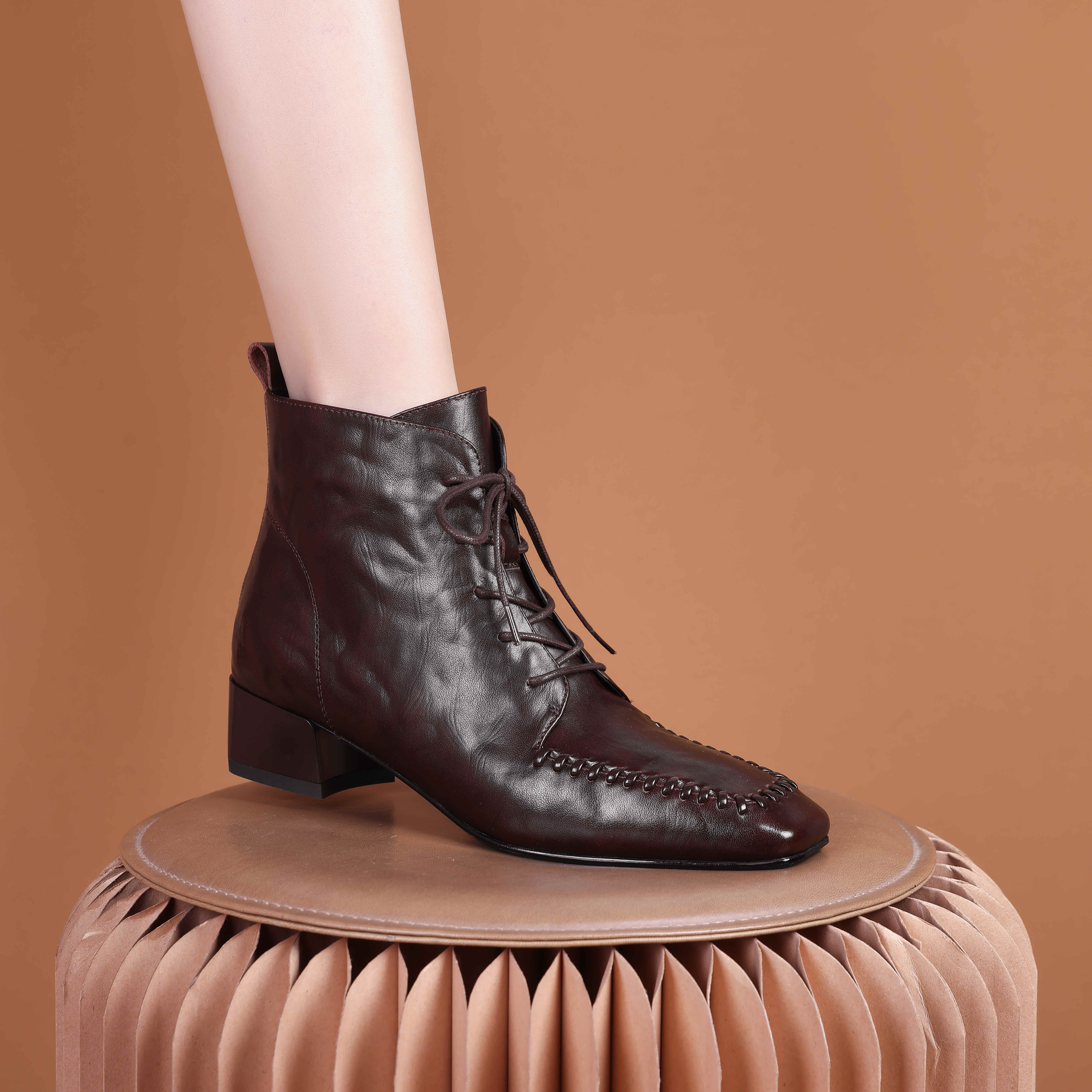 2025年新款欧美小众设计系带短靴巨好看气质复古高级感百搭3440