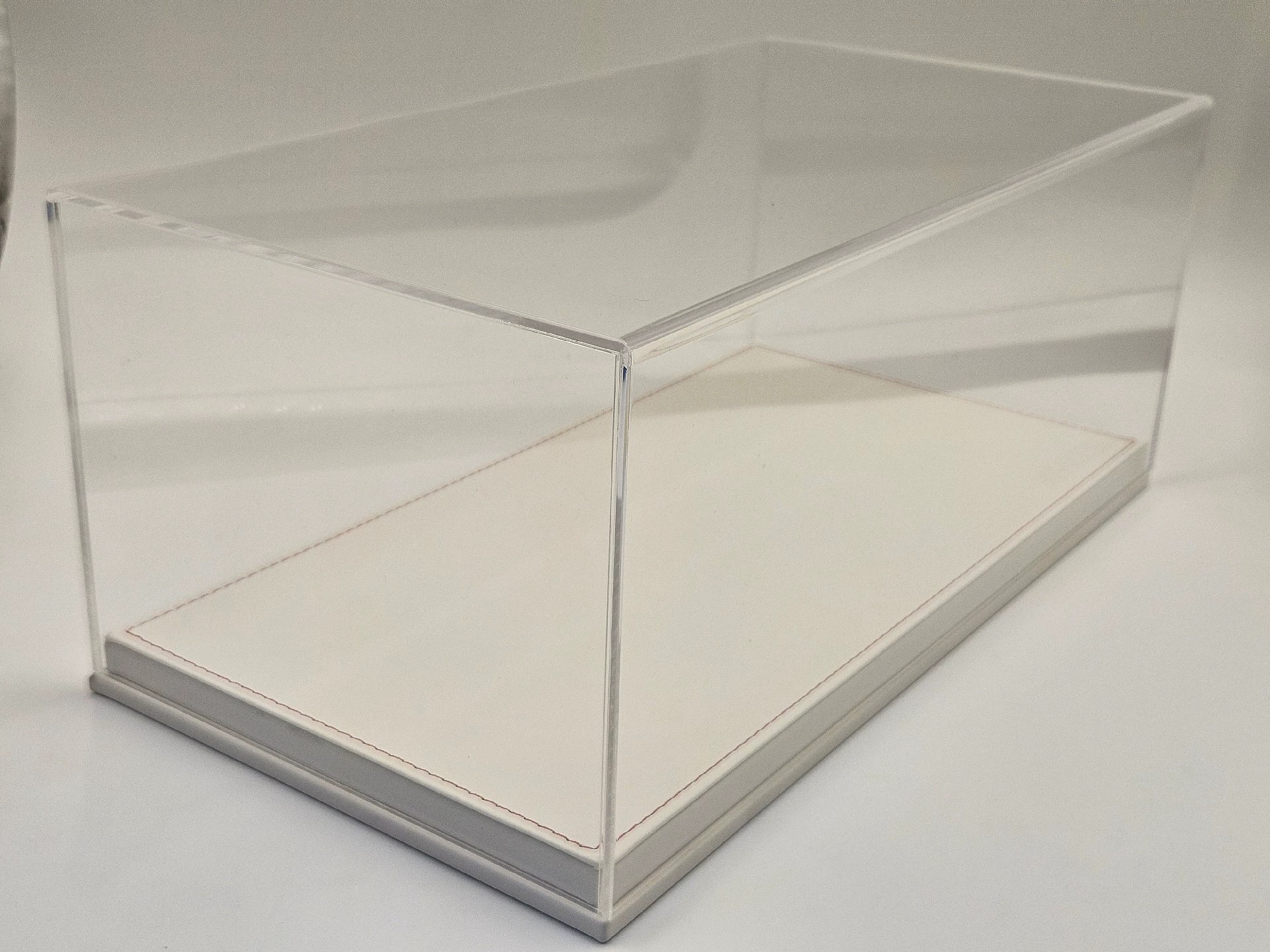 1:18全开汽车模型展示盒一体亚克力防尘罩皮质底18比例车型适用