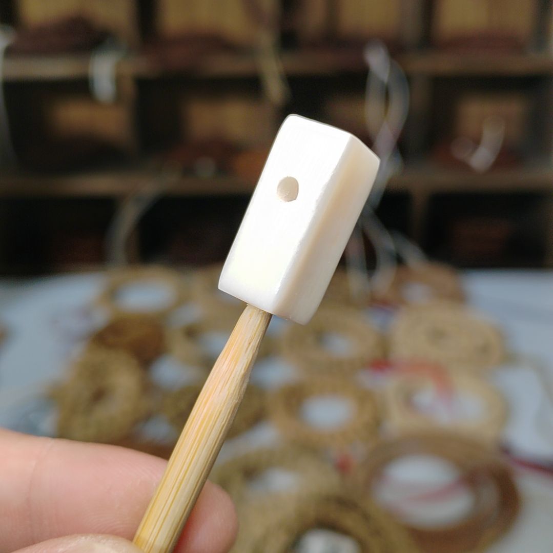 柏香籽/百香籽手串鹿角三通