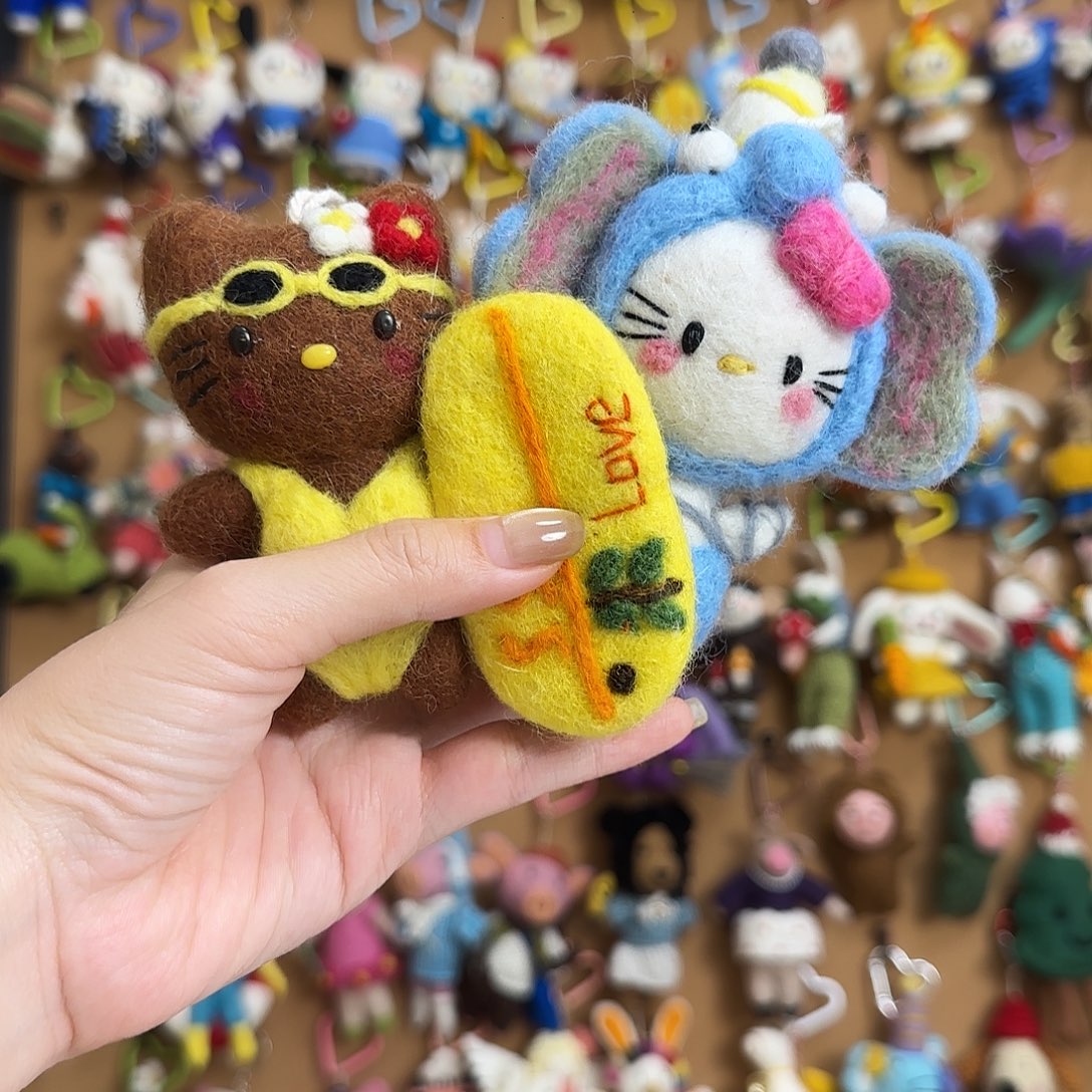 带子款钛合金羊毛毡挂件