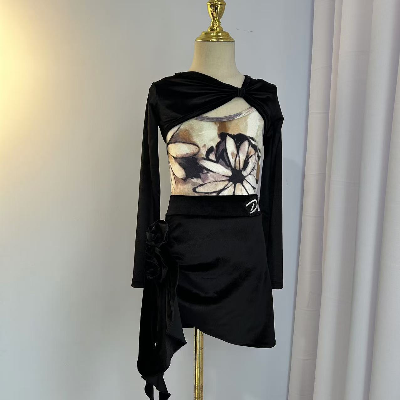 舞翼舞服新款拉丁舞服丝绒印花秋冬款长袖百搭气质