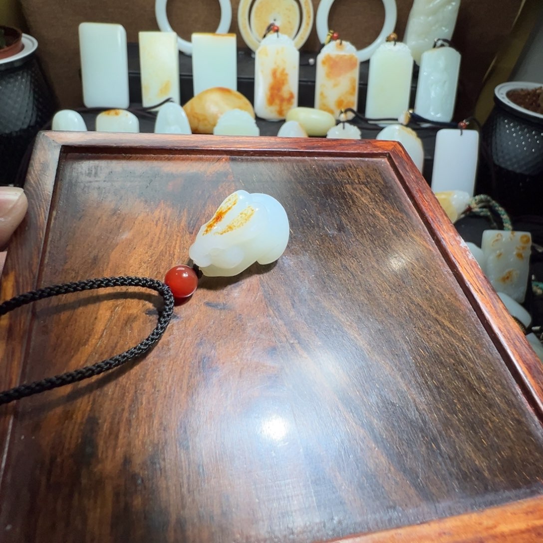 和田玉未镶嵌吊坠(不含链)