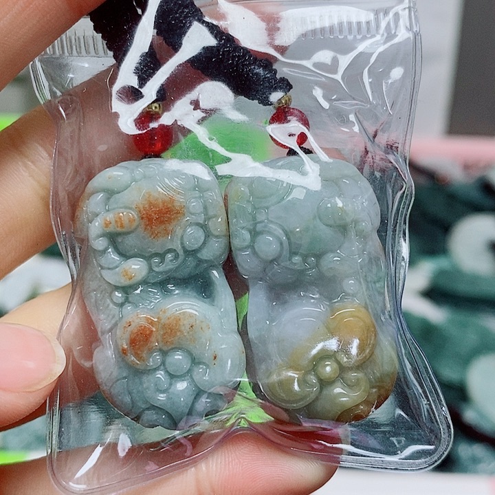 翡翠颈饰未镶嵌纯天然