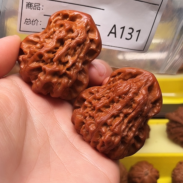 文玩核桃把件ton mo mo d