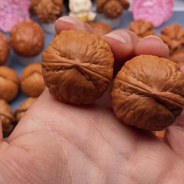 文玩核桃把件至尊宝