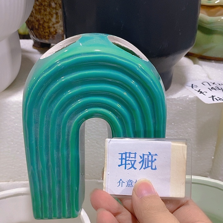 紫砂花盆多肉瑕疵盆有孔。