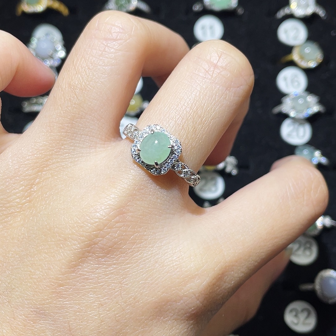 翡翠未镶嵌戒指戒指