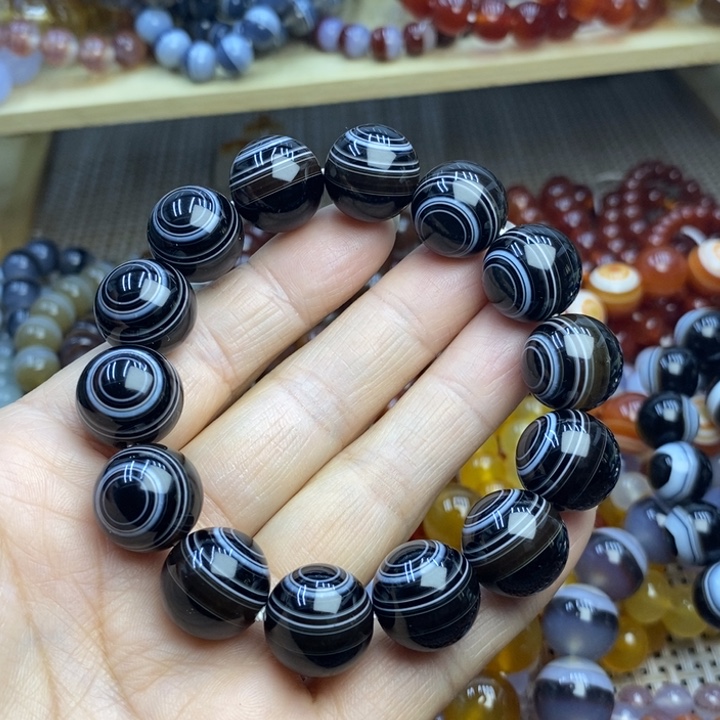 ឩ***࿐玛瑙/玉髓未镶嵌手链