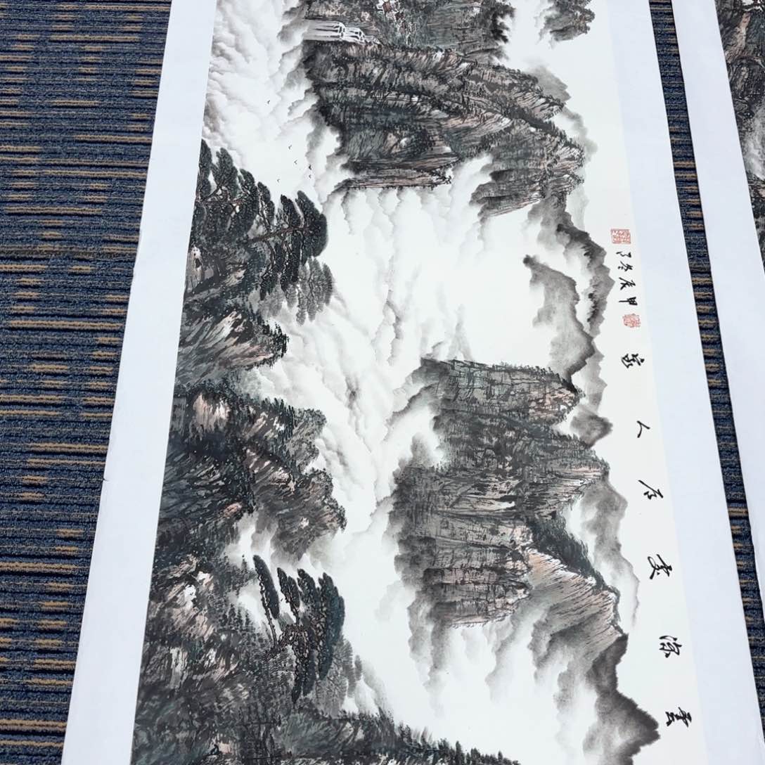 国画晴****界韩同池小八尺山水朱