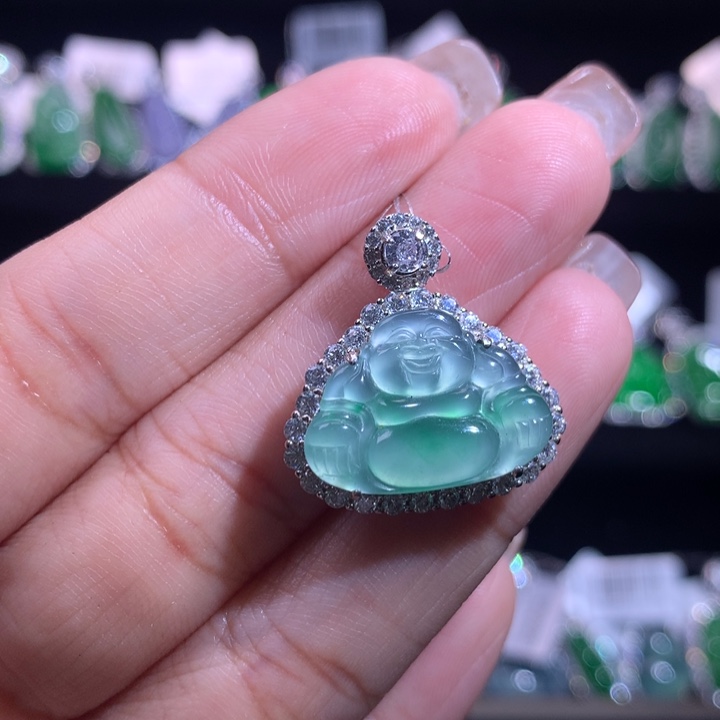 【闪购商品】颈饰银S925镶嵌翡翠