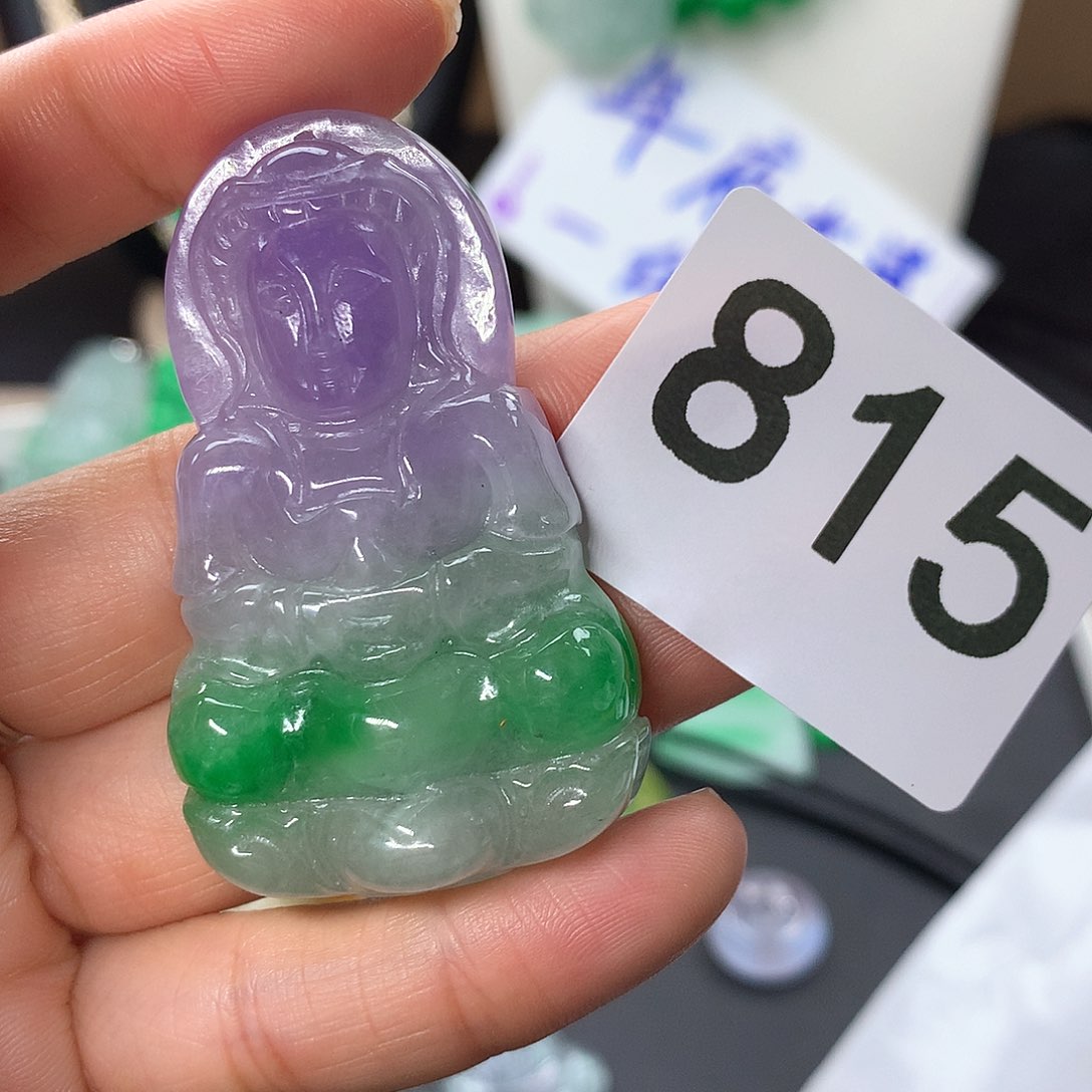 翡翠颈饰未镶嵌我