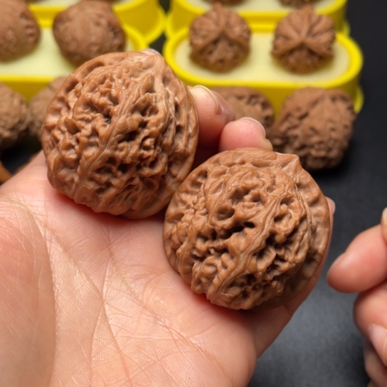 【闪购商品】把件文玩核桃凤凰台………