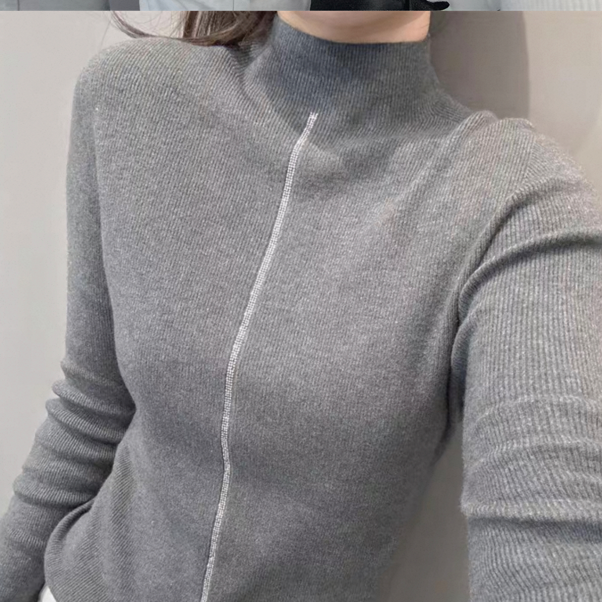 秋冬新款洋气显瘦半高领长袖针织毛衣女内搭打底衫