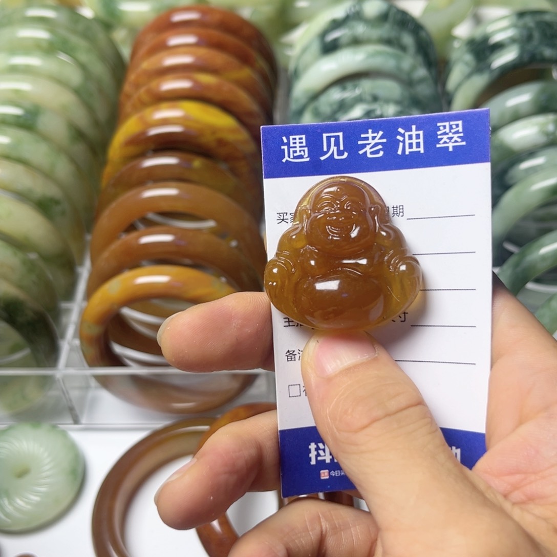 透闪石-蛇纹石玉手镯未镶嵌