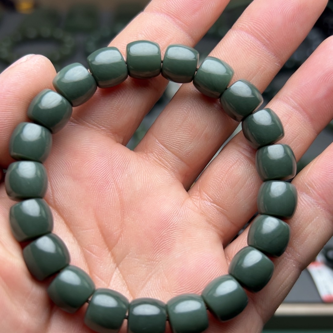 和田玉手链未镶嵌蓝调青海青卡10