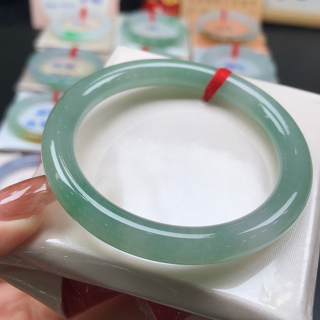 翡翠未镶嵌手镯34号