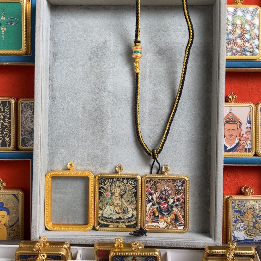 ****哥吊坠双面普贤➕大黑天