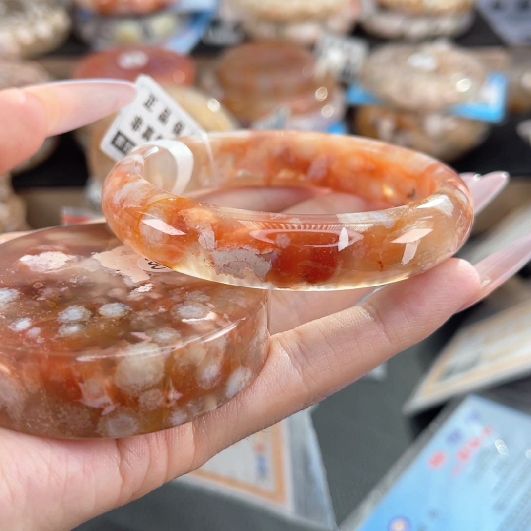 石英质玉未镶嵌手镯59