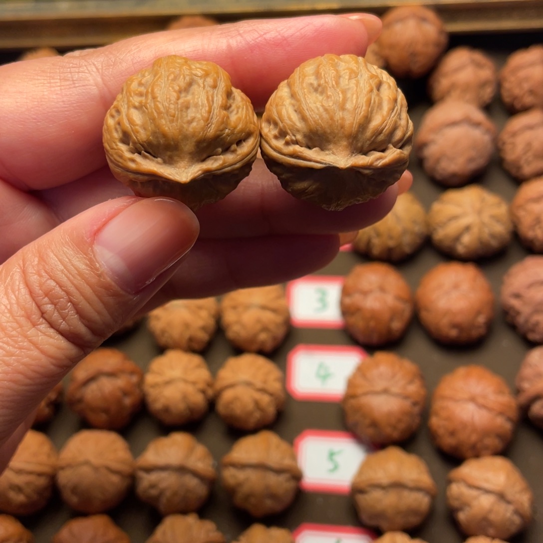 文玩核桃吊坠ooo3