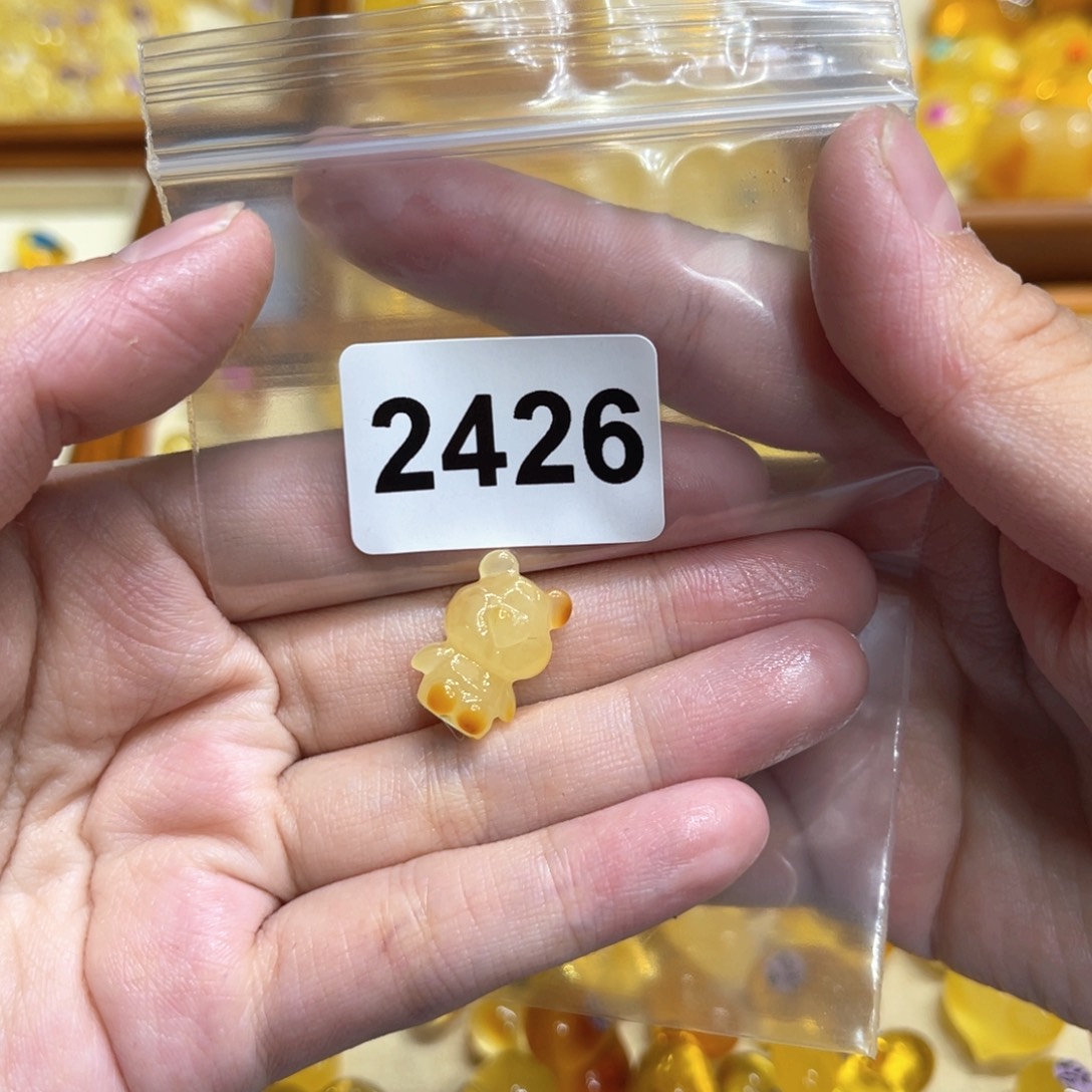 未镶嵌颈饰琥珀蜜蜡