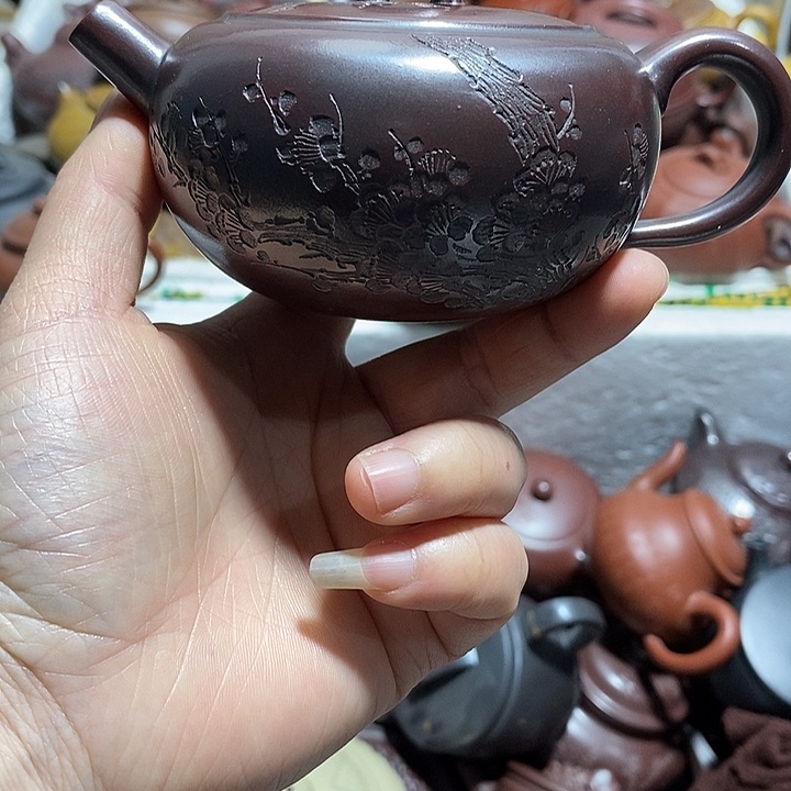 紫砂茶壶微瑕微笑