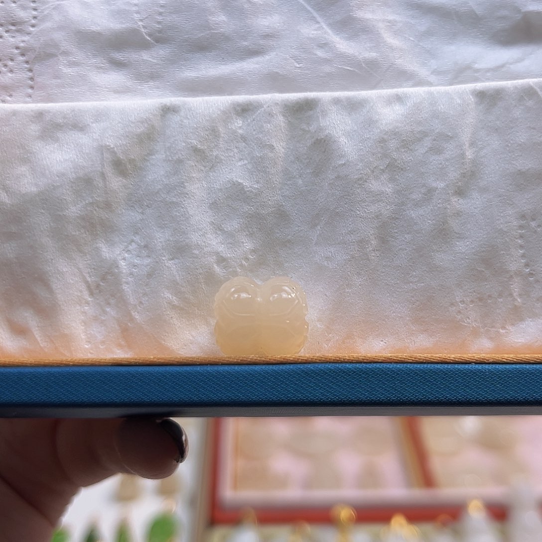 和田玉未镶嵌吊坠(不含链)