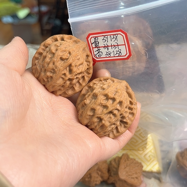 文玩核桃把件非嫁接北京