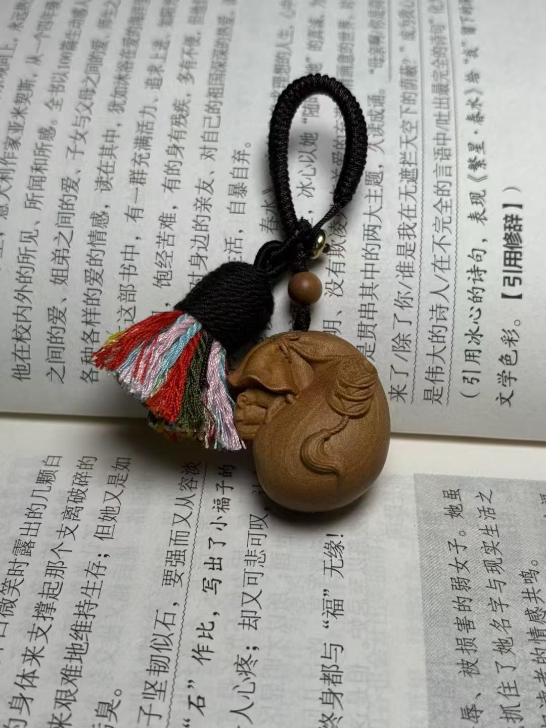 【金钱鼠】印度老山檀香吊坠