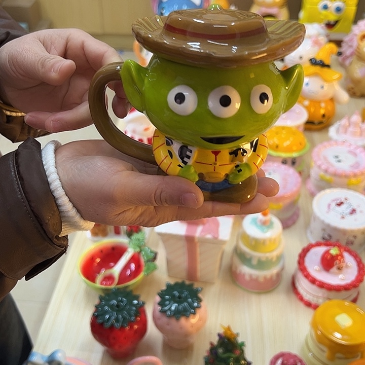 摆件陶瓷等行业的产品出口