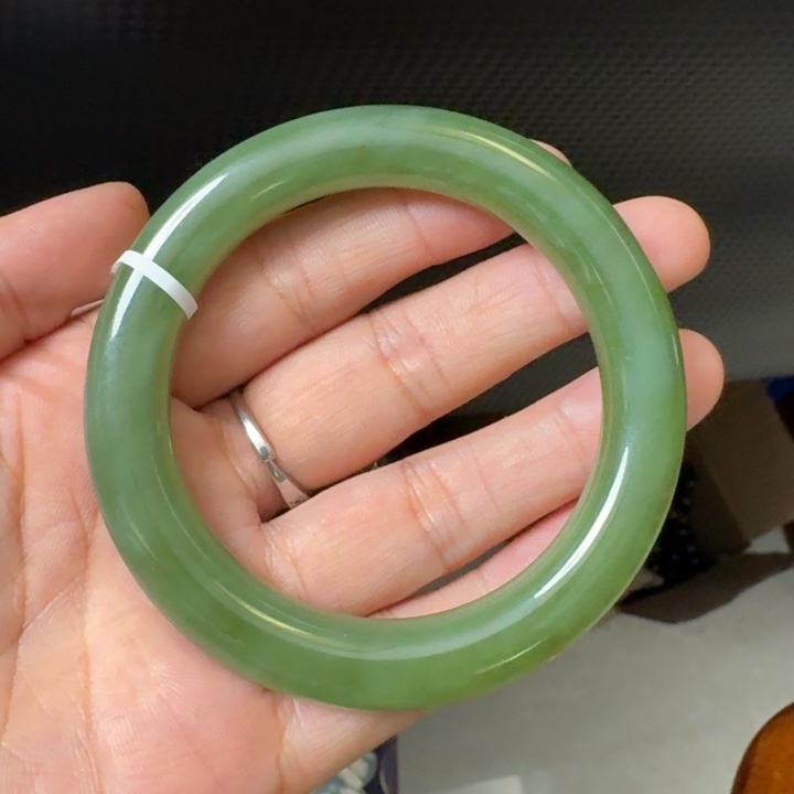 和田玉未镶嵌颈饰粉绿粉青55