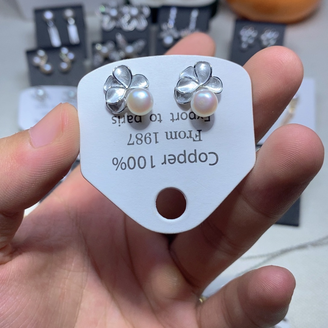 未镶嵌耳饰淡水珍珠