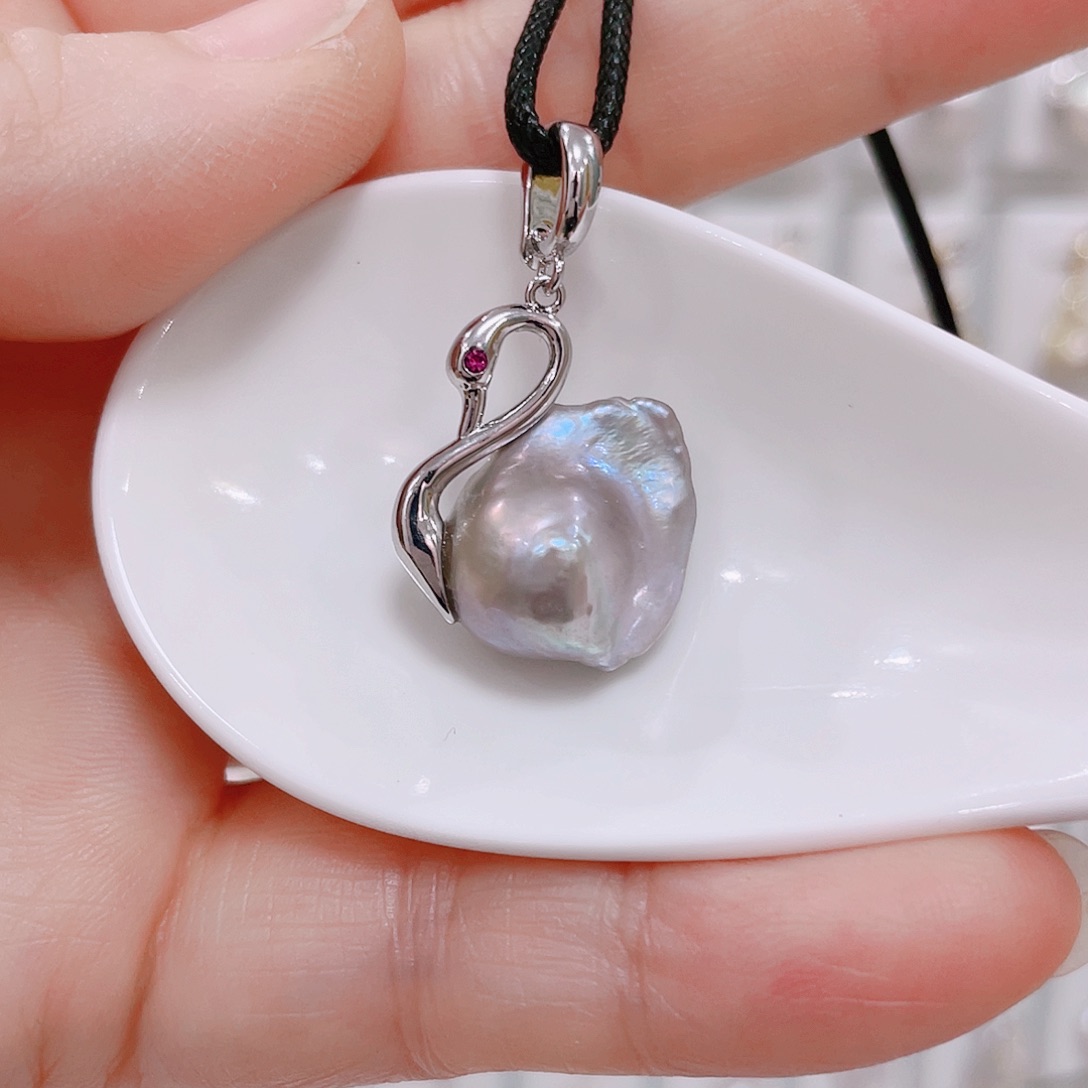 颈饰未镶嵌淡水珍珠