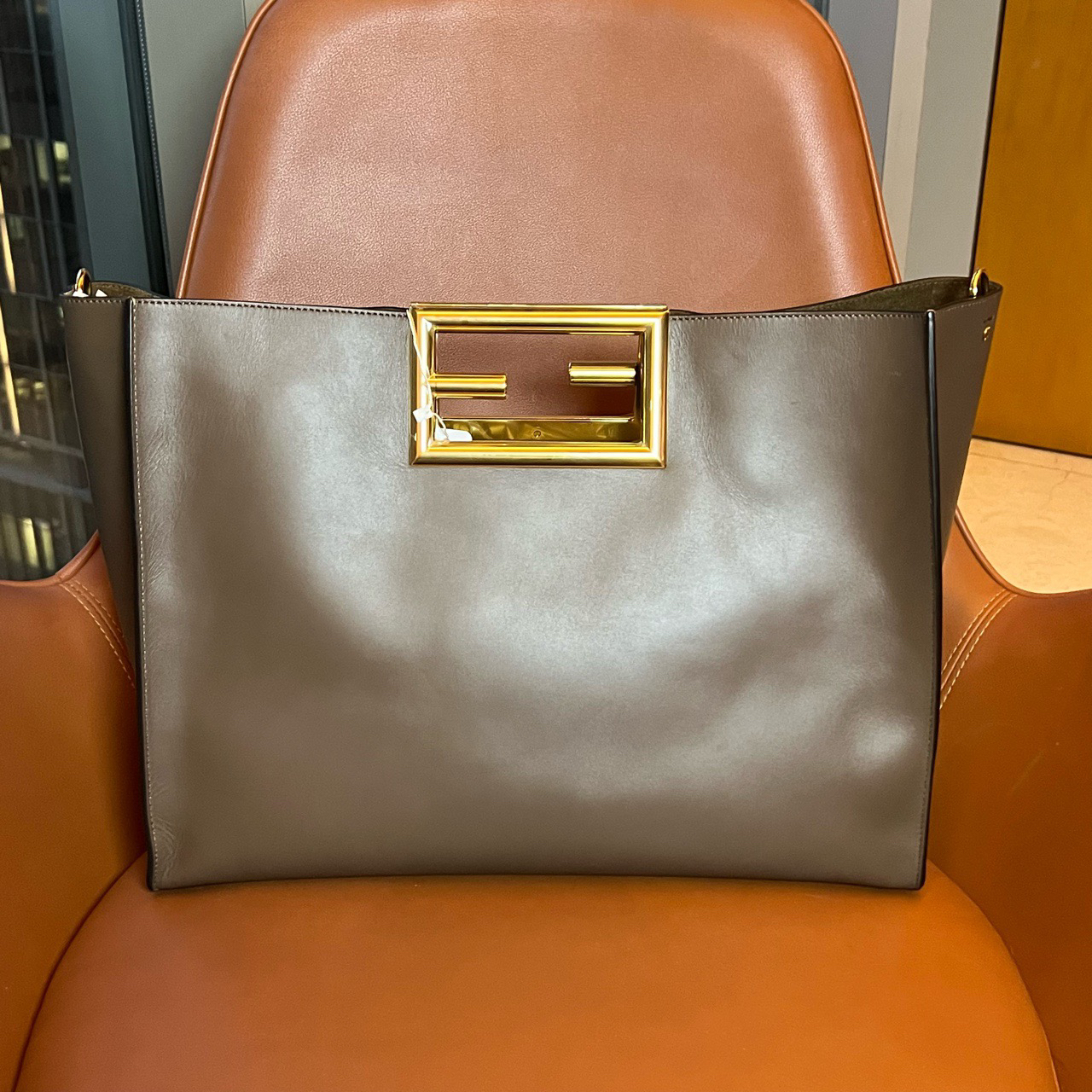 95新 FENDI/芬迪 Fendi Way系列牛皮双F手柄手提单肩包/0650