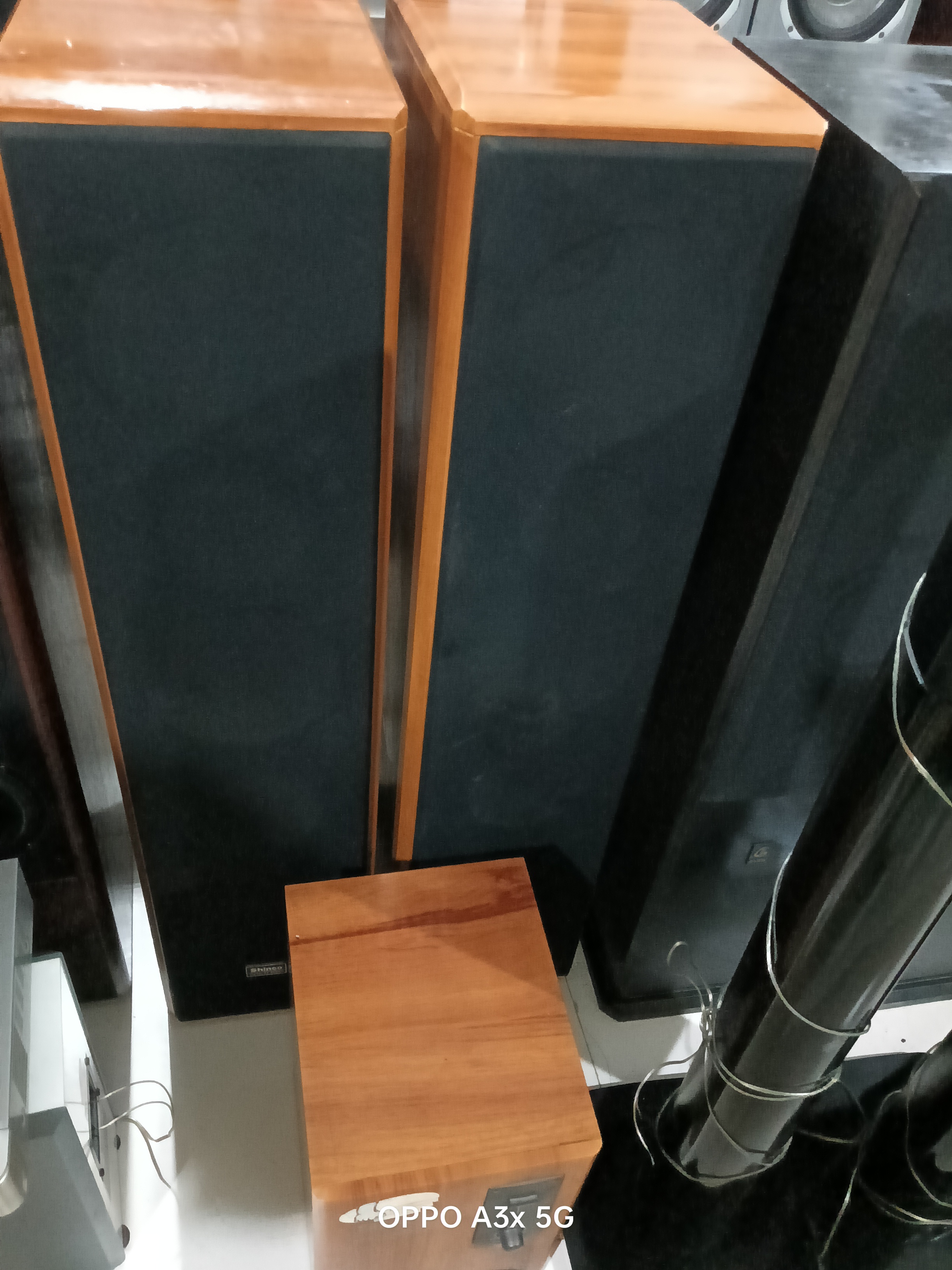 95新  不包邮，一对主音箱加一只泡