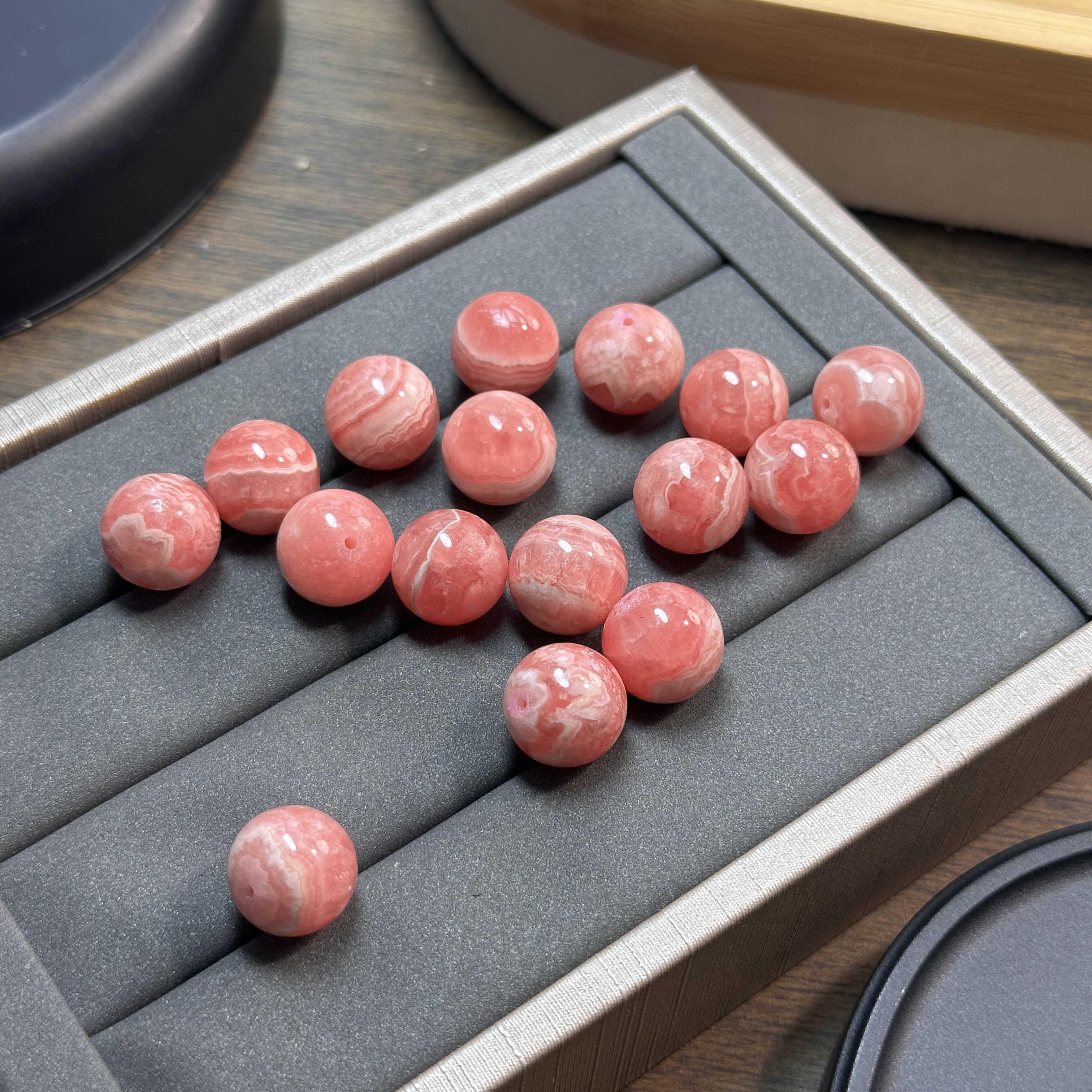 H314 天然红纹石单珠 多样性发其一