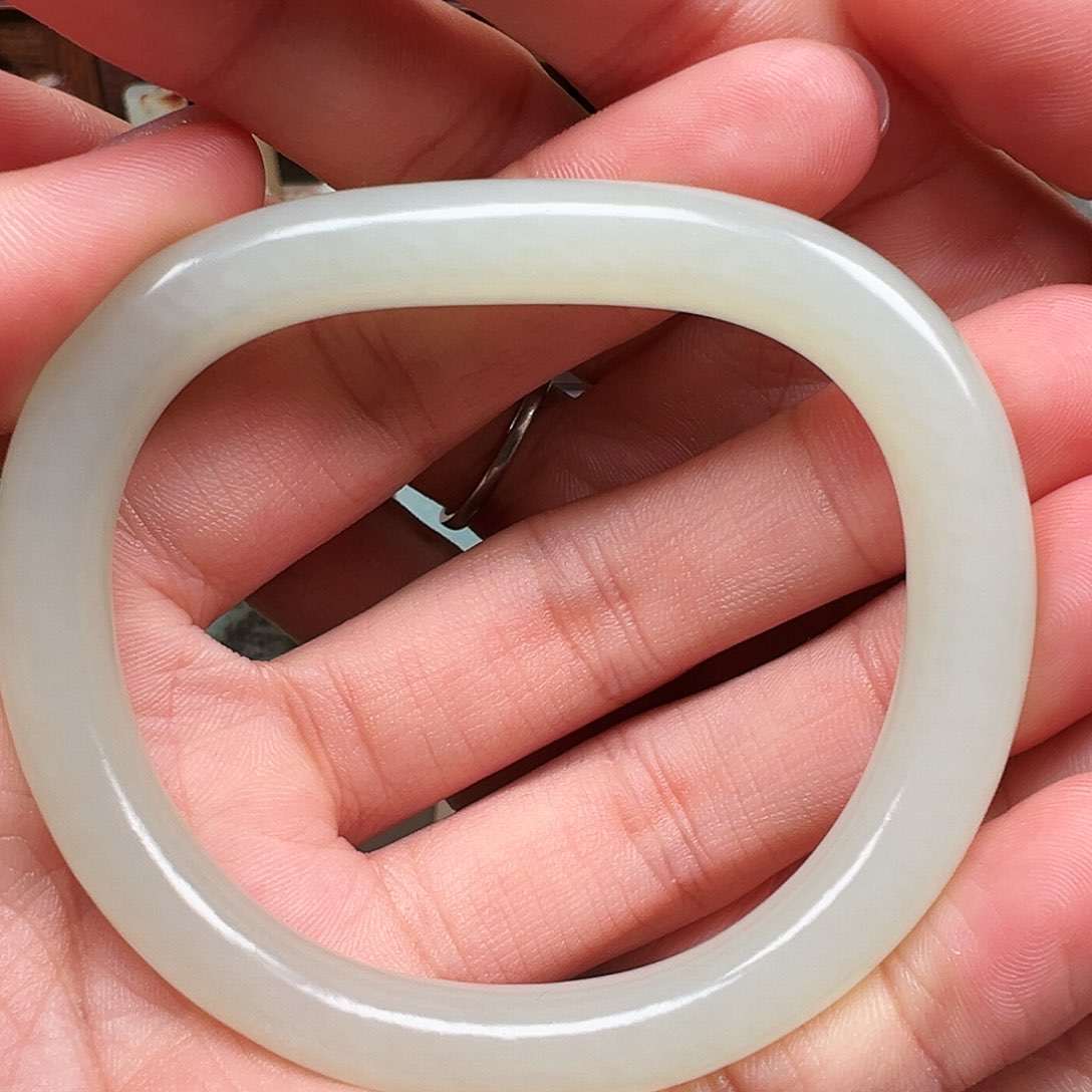 和田玉颈饰未镶嵌健**乐